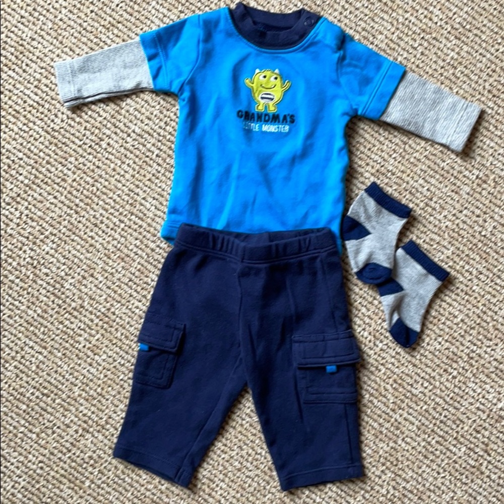 Carter’s Grandma’s Little Monster Outfit w/ socks